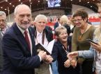 Prywatne firmy, baczność! Macierewicz wzywa do raportu