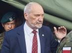Macierewicz: Polacy są narodem, który od narodzin lotnictwa ukochał je niezwykle