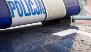 Funkcjonariusze i cywile pracujący w policji wspólnie występują przeciwko rządowi.