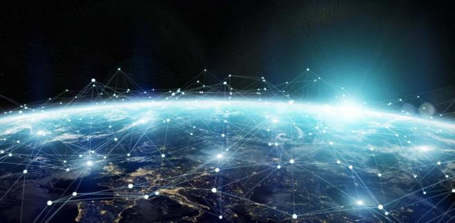 Tego samego dnia, gdy Orange włączył 1GB/s, operator kablowy UPC Polska rozpoczął zapisy na światłowodowy internet o takiej prędkości.