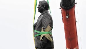 pomnik 1